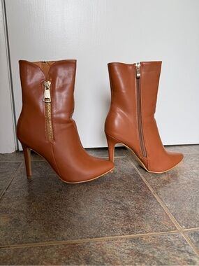 DbDk Fashion London-2 Camel Mid-Calf Zip Heeled Boots
